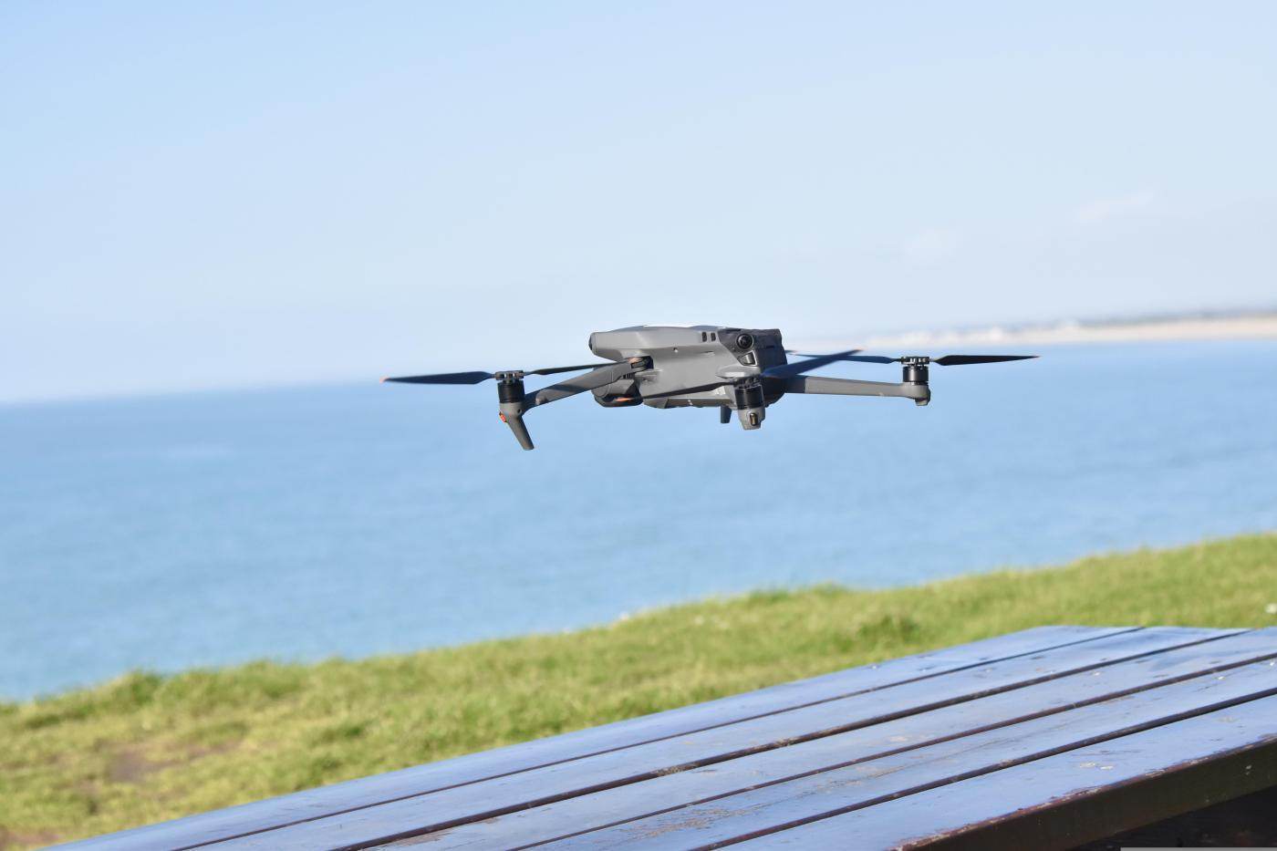 O dronă a fost observată în apropierea stabilopozilor din Costineşti